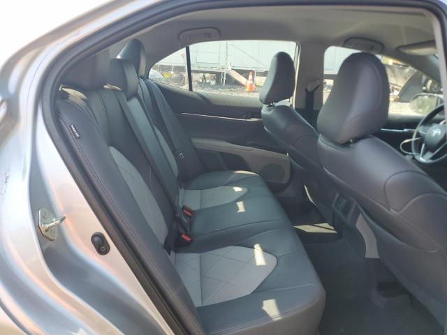 4T1B11HK3KU783713 - 2019 TOYOTA CAMRY L 银色 照片 10