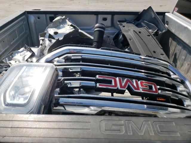 3GTP1NEC1JG645376 - 2018 GMC SIERRA C1500 SLT SILVER photo 12