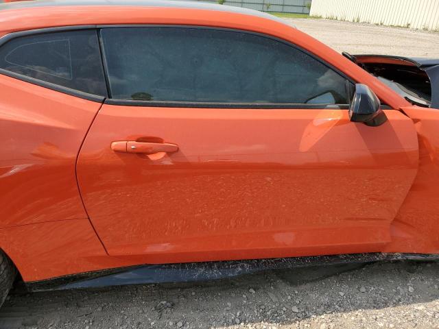 1G1FJ1R67K0110690 - 2019 CHEVROLET CAMARO ZL1 ORANGE photo 10