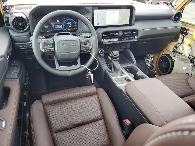 JTEABFAJ8SK040371 - 2025 TOYOTA LAND CRUIS BASE GOLD photo 8