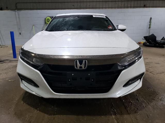 1HGCV2E32KA006717 - 2019 HONDA ACCORD SPORT WHITE photo 5