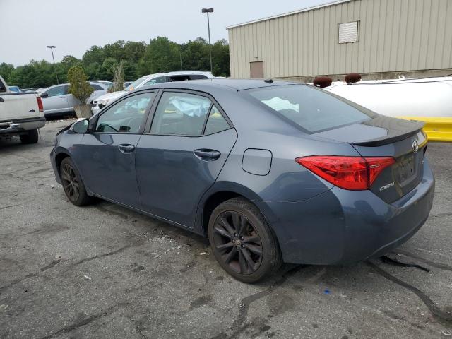 2T1BURHE7JC046045 - 2018 TOYOTA COROLLA L Көк фото 2