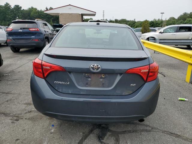 2T1BURHE7JC046045 - 2018 TOYOTA COROLLA L Көк фото 6