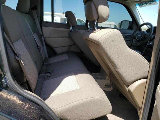 1J4PN2GK9BW567613 - 2011 JEEP LIBERTY SPORT GREEN photo 11