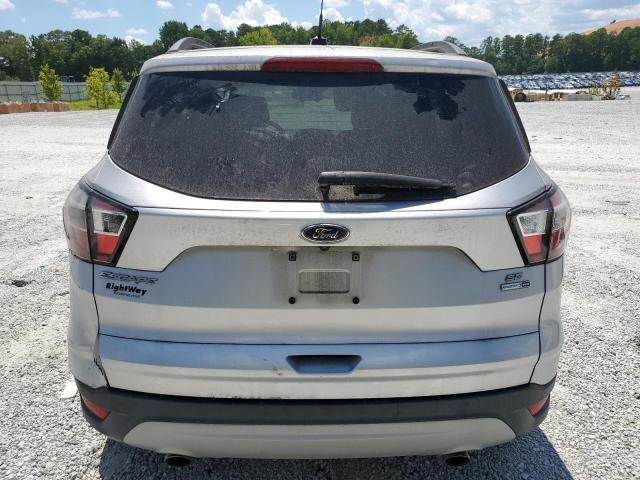 1FMCU9GD2JUB28549 - 2018 FORD ESCAPE SE Silber Foto 6