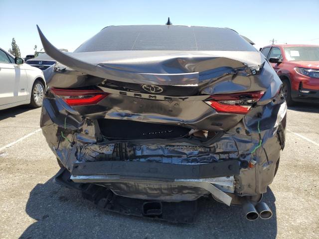 4T1G11AK1NU648797 - 2022 TOYOTA CAMRY SE GRAY photo 6