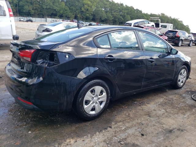 3KPFK4A71JE229268 - 2018 KIA FORTE LX BLACK photo 3