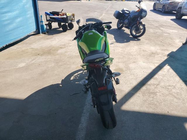 JKAEXEE13CDA00908 - 2012 KAWASAKI EX650 EC GREEN photo 4