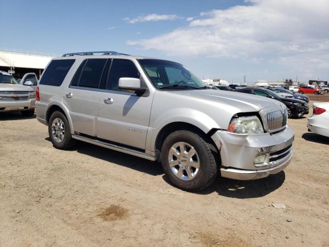 5LMFU27566LJ11826 - 2006 LINCOLN NAVIGATOR 灰色 照片 4