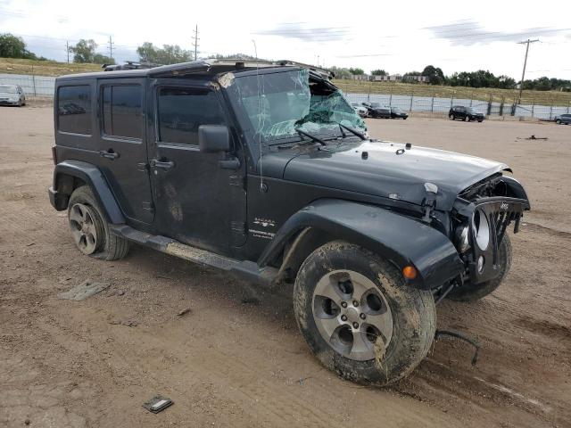 1C4HJWEG4JL929679 - 2018 JEEP WRANGLER UNLIMITED SAHARA 黑色 照片 4