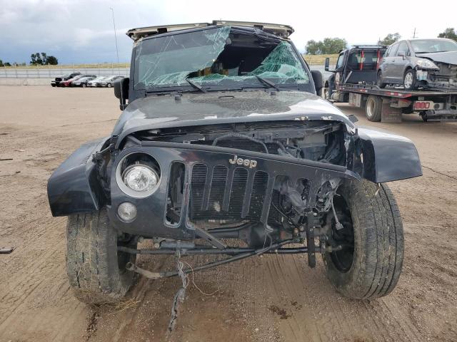 1C4HJWEG4JL929679 - 2018 JEEP WRANGLER UNLIMITED SAHARA 黑色 照片 5