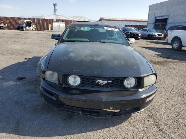 1ZVFT85H165199762 - 2006 FORD MUSTANG GT BLACK photo 5