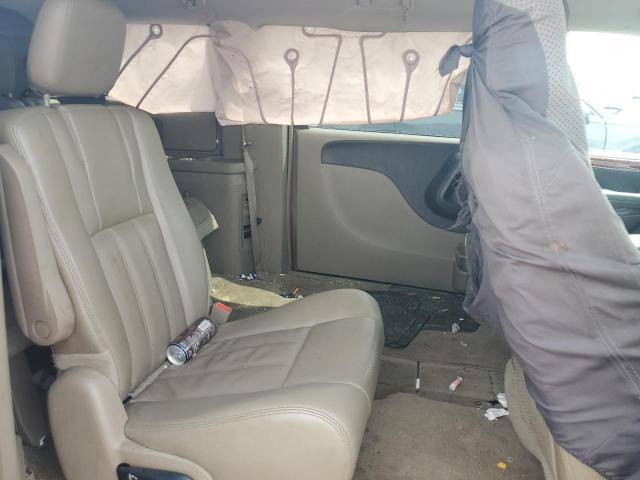 2C4RC1BGXER133358 - 2014 CHRYSLER TOWN & COU TOURING RED photo 11