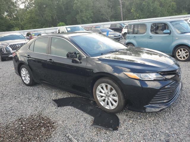 4T1C11AK4LU344777 - 2020 TOYOTA CAMRY LE BLACK photo 4
