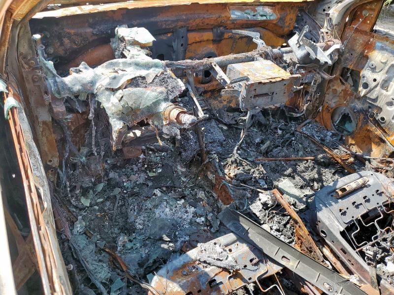 5YFBURHE2FP269276 - 2015 TOYOTA COROLLA L BURN photo 8