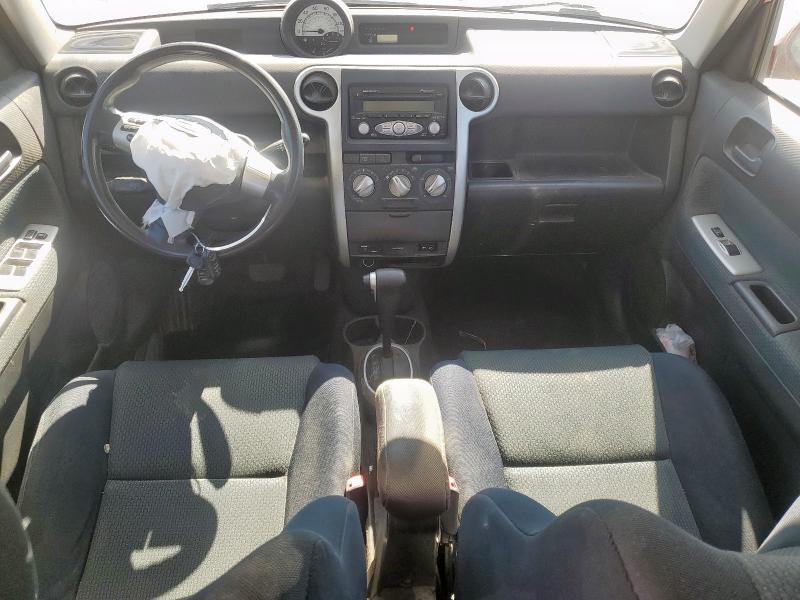 JTLKT324064127774 - 2006 TOYOTA SCION XB BURGUNDY photo 8