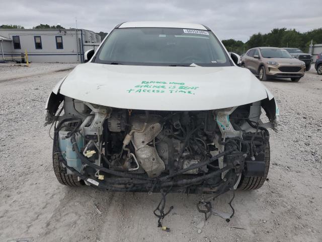 5N1AT2MT7JC777492 - 2018 NISSAN ROGUE S WHITE photo 5