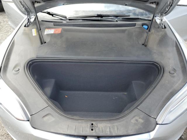 5YJSA1E22GF146272 - 2016 TESLA MODEL S Արծաթագույն լուսանկար 11
