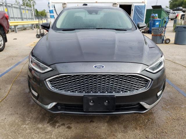 3FA6P0RU7KR156508 - 2019 FORD FUSION TITANIUM GRAY photo 5