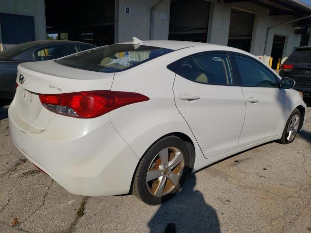 5NPDH4AE7DH387554 - 2013 HYUNDAI ELANTRA GLS WHITE photo 3