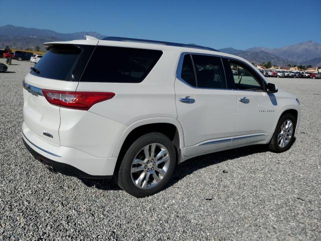 1GNEVKKW3JJ114047 - 2018 CHEVROLET TRAVERSE HIGH COUNTRY WHITE photo 3