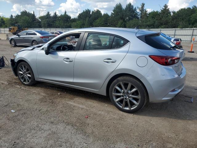 3MZBN1L37JM180420 - 2018 MAZDA 3 TOURING SILVER photo 2