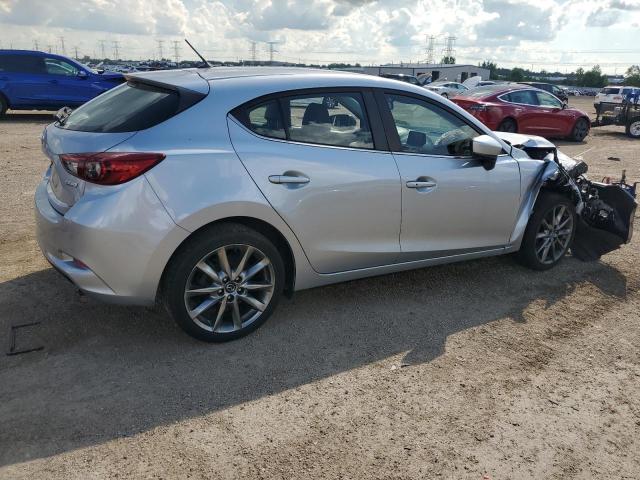 3MZBN1L37JM180420 - 2018 MAZDA 3 TOURING SILVER photo 3