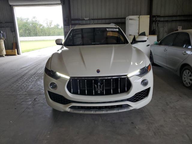 ZN661XUL2JX296103 - 2018 MASERATI LEVANTE LUXURY WHITE photo 5