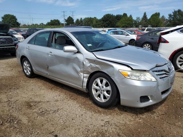 4T4BF3EK8BR206067 - 2011 TOYOTA CAMRY BASE SILVER photo 4