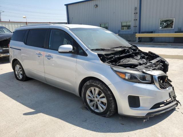 KNDMB5C16G6083695 - 2016 KIA SEDONA LX BURN photo 4