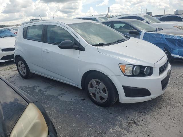 1G1JA6SH7G4175283 - 2016 CHEVROLET SONIC LS WHITE photo 4