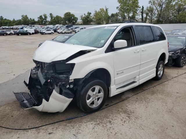 2D4RN3DG4BR705462 - 2011 DODGE GRAND CARA MAINSTREET WHITE photo 1