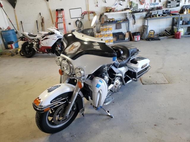 1HD1FC4128Y617905 - 2008 HARLEY-DAVIDSON FLHTCUI 白色 照片 2