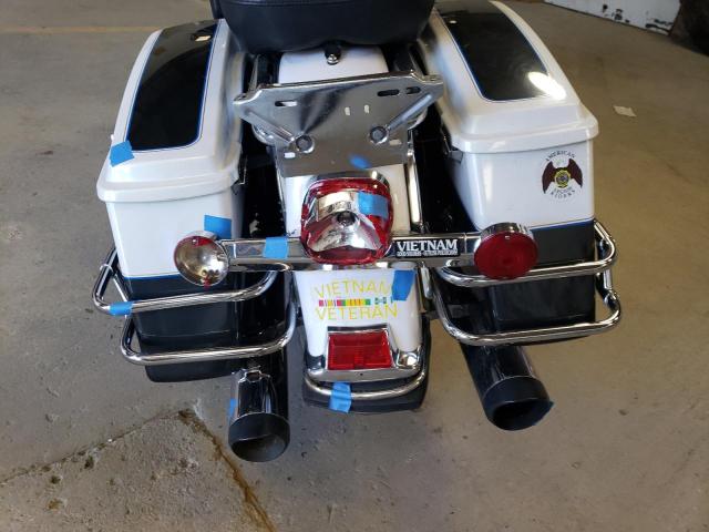 1HD1FC4128Y617905 - 2008 HARLEY-DAVIDSON FLHTCUI 白色 照片 9