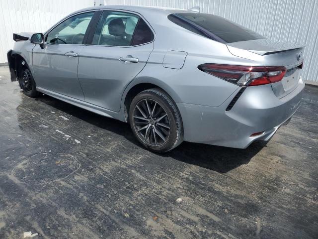 4T1G11AK9RU882403 - 2024 TOYOTA CAMRY SE NIGHT SHADE SILVER photo 2