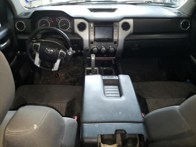 5TFUW5F10GX568571 - 2016 TOYOTA TUNDRA DOUBLE CAB SR/SR5 GRAY photo 8