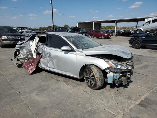 1N4BL4EVXLC135944 - 2020 NISSAN ALTIMA SL SILVER photo 4