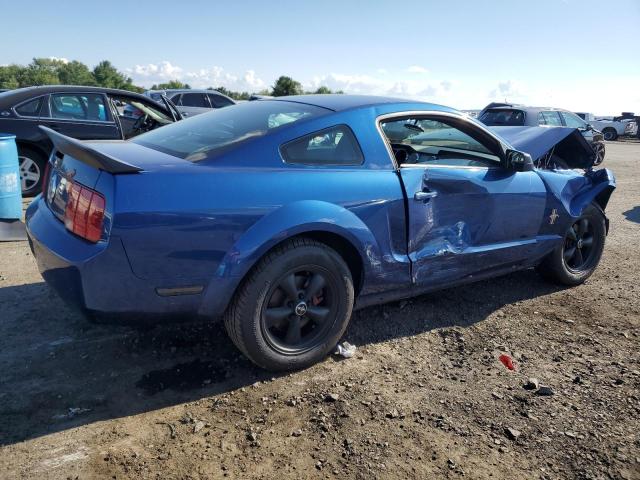 1ZVFT80N475237757 - 2007 FORD MUSTANG BLUE photo 3