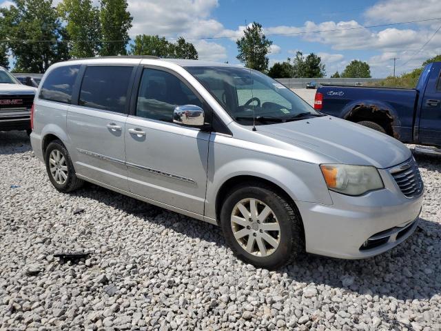 2C4RC1CG3CR125324 - 2012 CHRYSLER TOWN & COU TOURING L SILVER photo 4