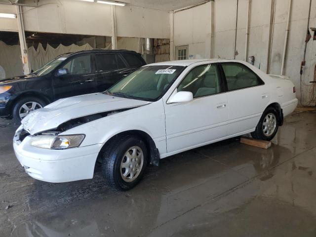 1999 TOYOTA CAMRY LE, null