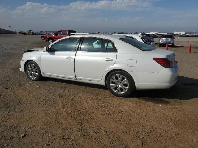 4T1BK36B88U294082 - 2008 TOYOTA AVALON XL WHITE photo 2