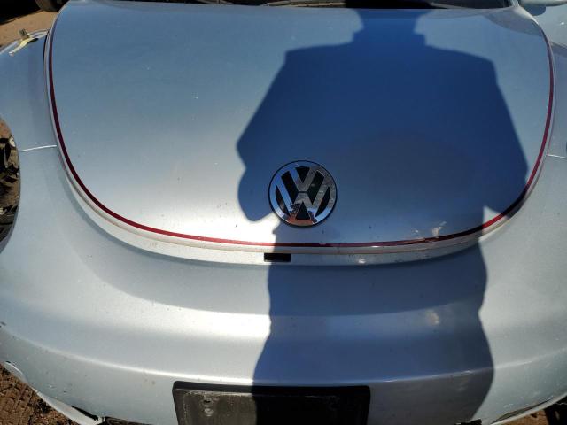 3VWRG3AG6AM018739 - 2010 VOLKSWAGEN NEW BEETLE Blau Foto 11