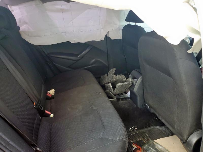 1VWAT7A35FC073527 - 2015 VOLKSWAGEN PASSAT S RED photo 10