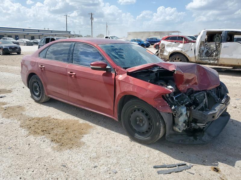 1VWAT7A35FC073527 - 2015 VOLKSWAGEN PASSAT S RED photo 4