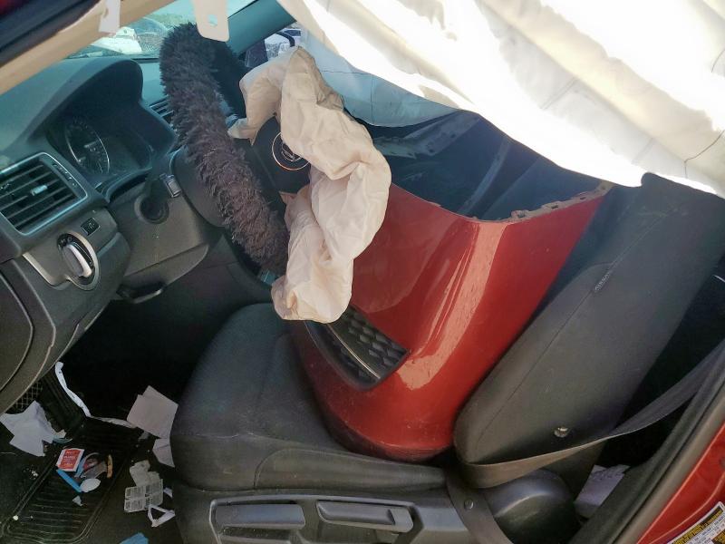 1VWAT7A35FC073527 - 2015 VOLKSWAGEN PASSAT S RED photo 7