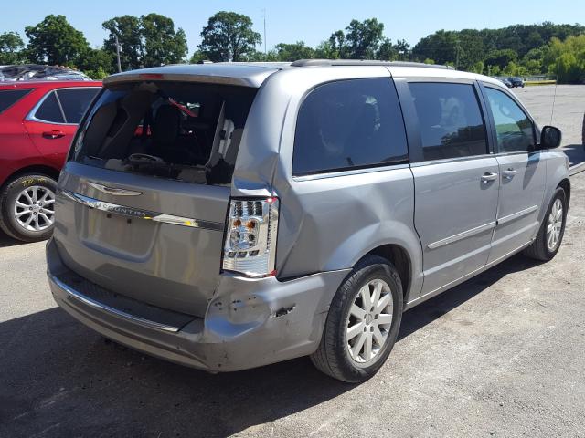2C4RC1BG0DR821691 - 2013 CHRYSLER TOWN & COU TOURING SILVER photo 4