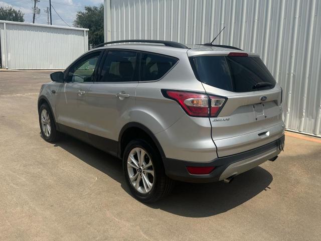 1FMCU9GD0JUD07334 - 2018 FORD ESCAPE SE SILVER photo 3