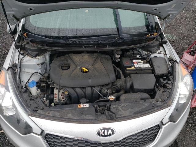 KNAFK4A62E5175114 - 2014 KIA FORTE LX SILVER photo 11