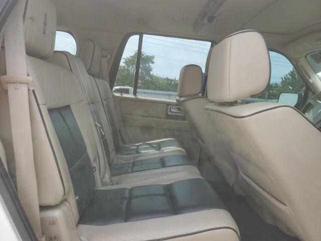 5LMFU28548LJ09316 - 2008 LINCOLN NAVIGATOR 白色 照片 11