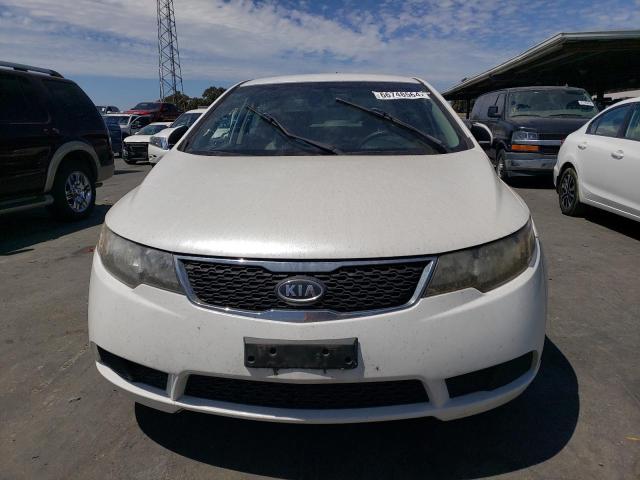 KNAFU4A28C5588952 - 2012 KIA FORTE EX WHITE photo 5